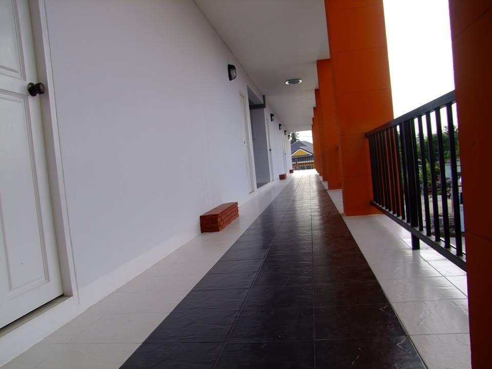 Granny House Hotel Nakhon Ratchasima Luaran gambar